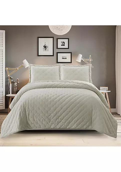 Egyptian Linens Velvet Coverlet/Quilt Set - Fluffy 3 Egyptian Linens Velvet Coverlet/Quilt Set - Fluffy